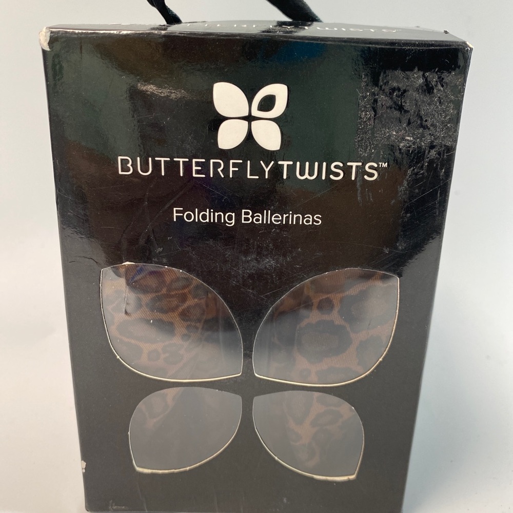 Butterfly Twists Folding Ballerinas Animal Print Size 10 leopard Print Browns